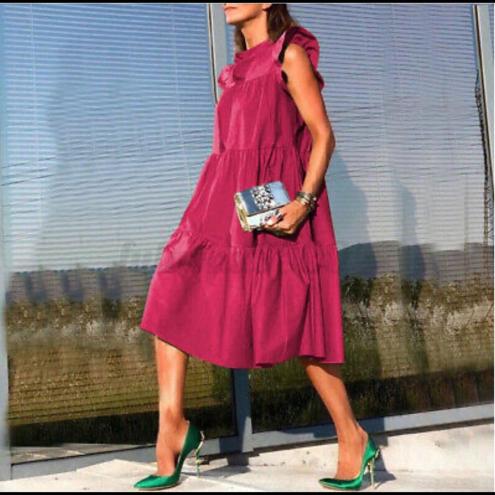 1 LEFT! 🎉HP! ❤️ Barbie Pink Loose Flutter Sleeve Dress - Picture 2 of 9
